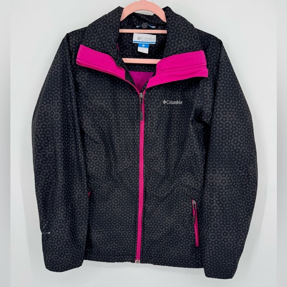 Columbia Jackets & Blazers - Columbia Sportswear Women's Black and Pink Outdoor Jacket Size Small